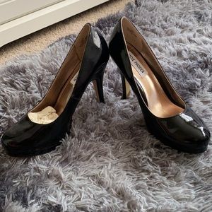Glossy black Steve Madden heels